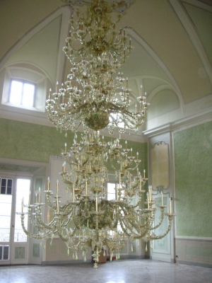 Bespoke 160-light Rezzonico-style chandelier